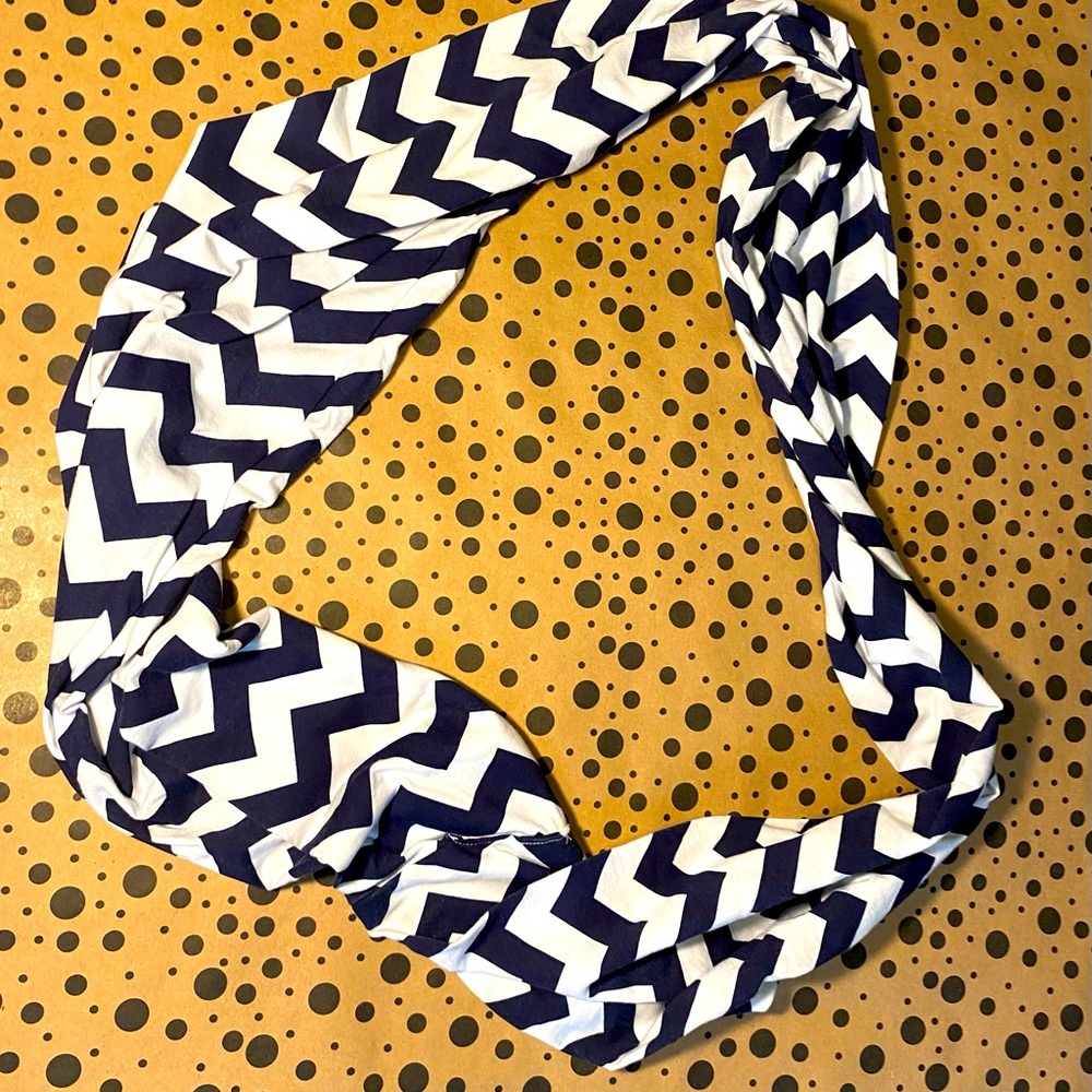 Infinity scarf
